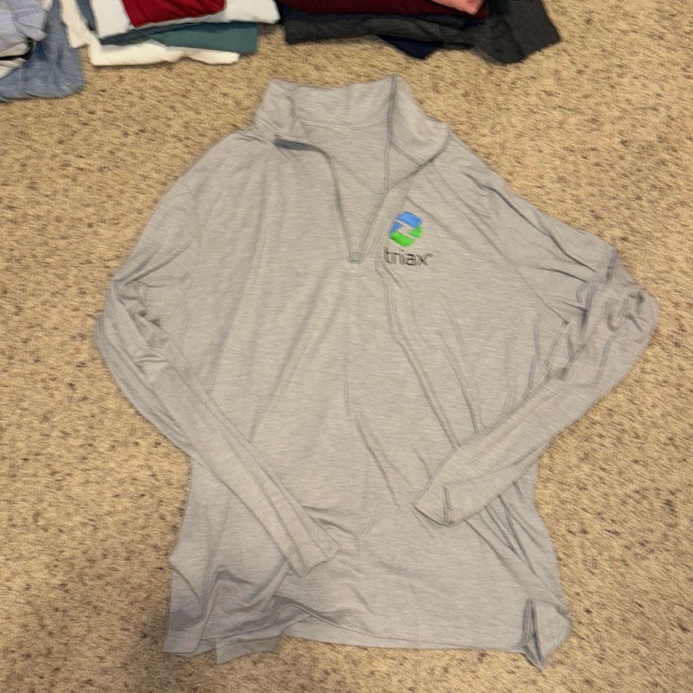 Medium grey quater zip